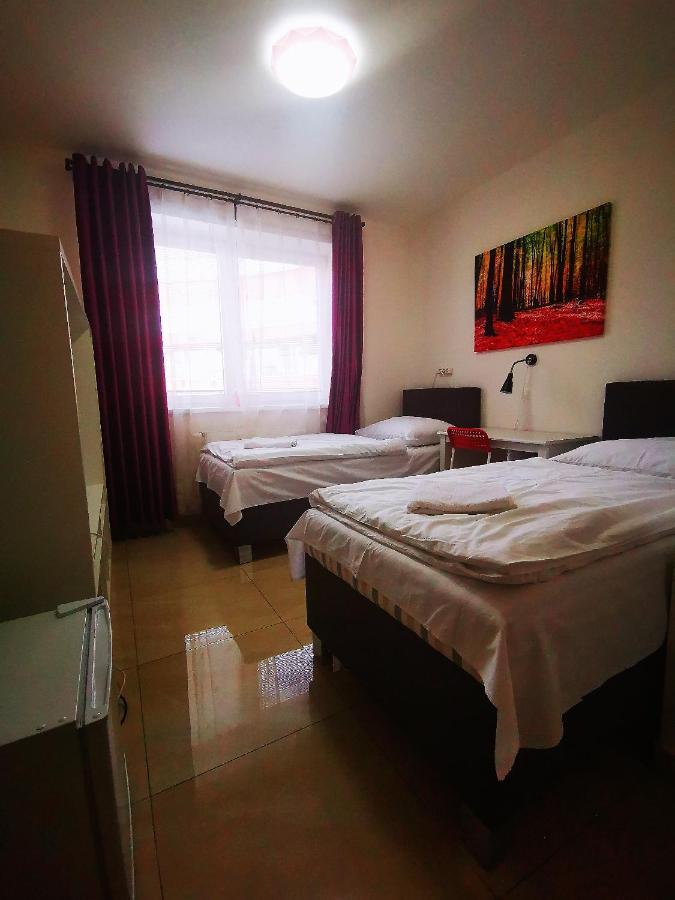 Bambus Zahrada Aparthotel Prague Bilik gambar